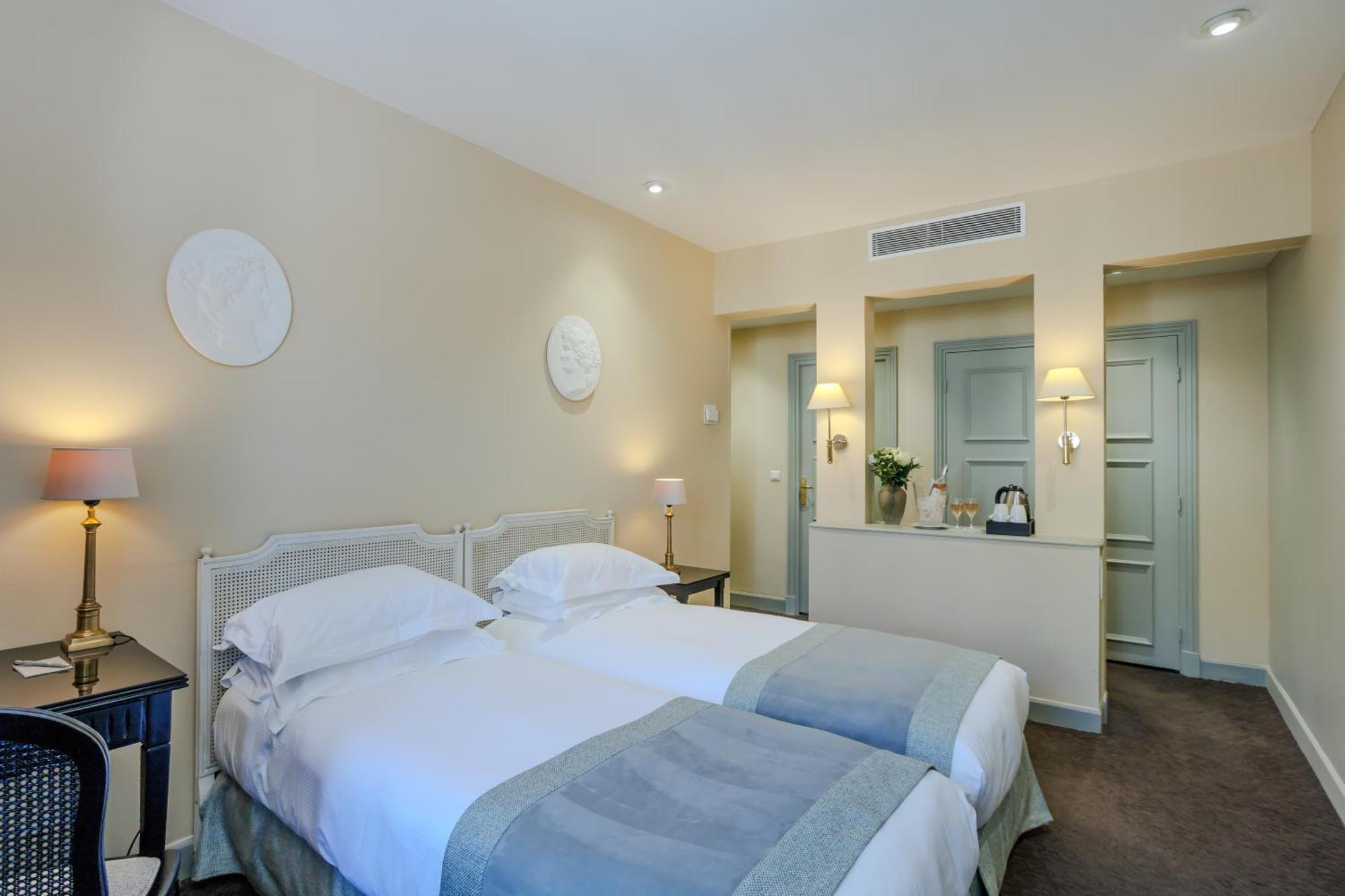 Hotel Le Cavendish Cannes Exterior foto