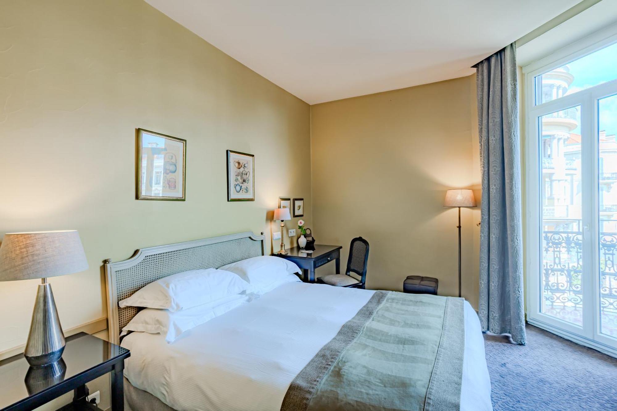 Hotel Le Cavendish Cannes Exterior foto